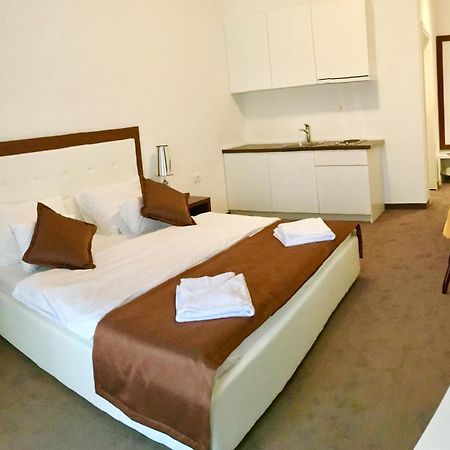 Hotel Pozzo Budva Quarto foto